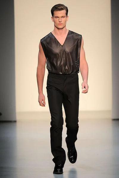 Look 39